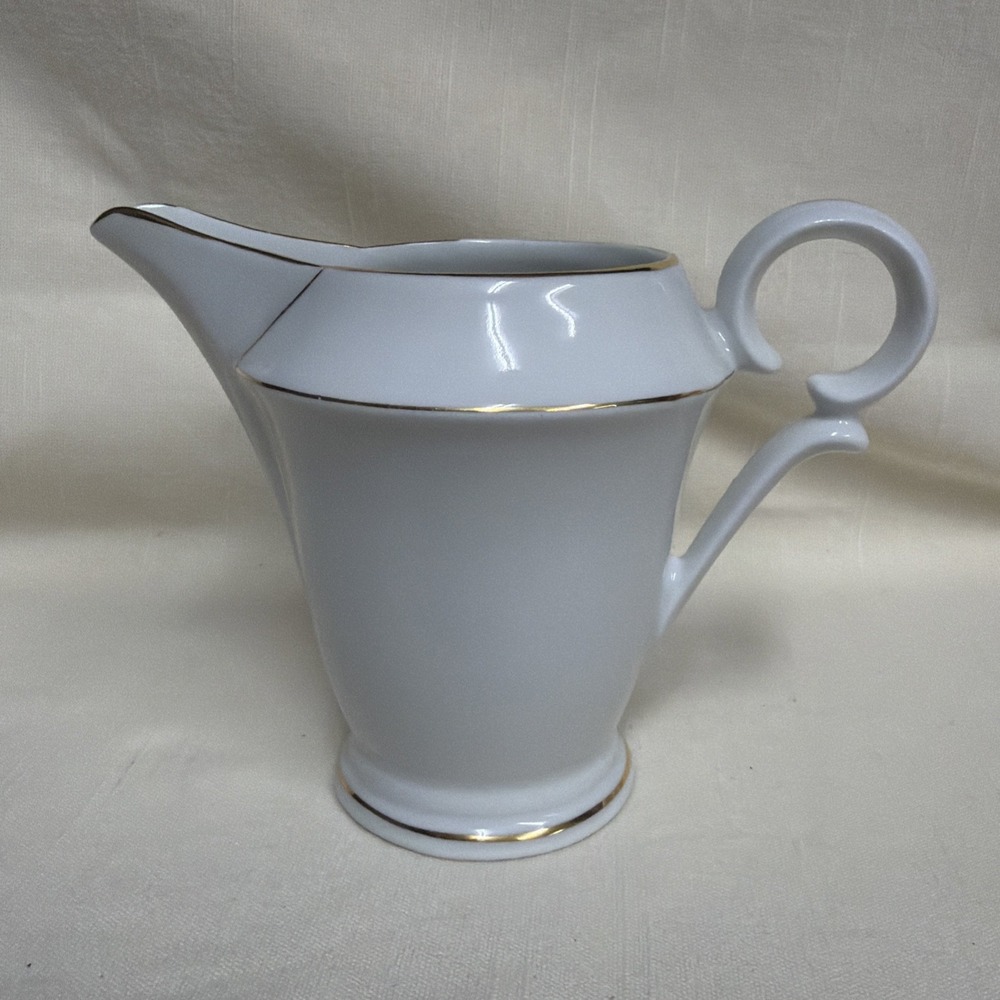 Porcelain Fine Creamer Pitcher White With Gold‎ Trim Fabriquee On Berry  France